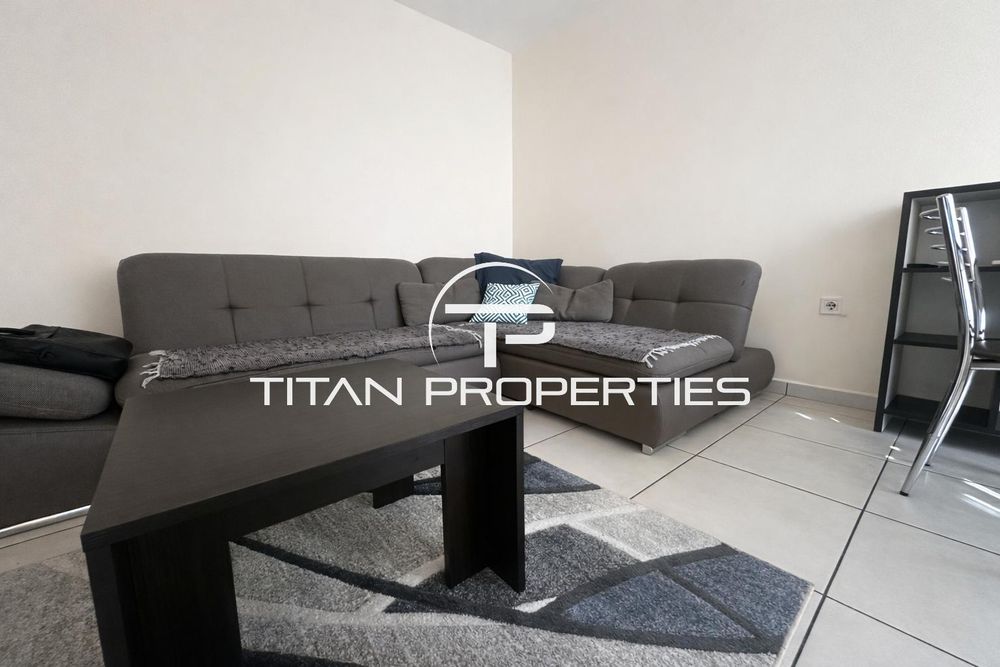 Дава се под наем Двустаен апартамент в Пловдив, Център - 65 кв.м за 448.8 € - Снимка #1