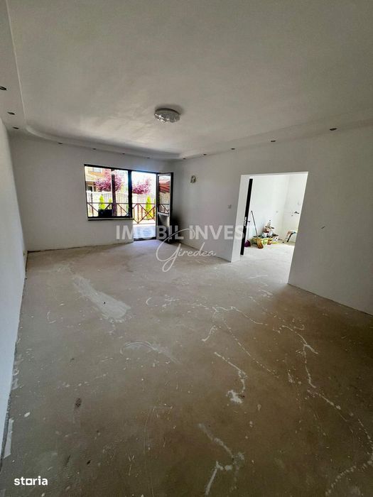 Duplex P+1, 5 camere, 214 mp Utili, Terasa si Curte Privata