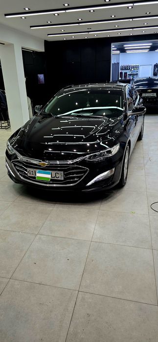 Malibu premier 2022 qora kraska tozza