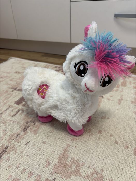 Интерактивни играчки - заек Betsy, Baby born куче,Мини маус, Арти и др