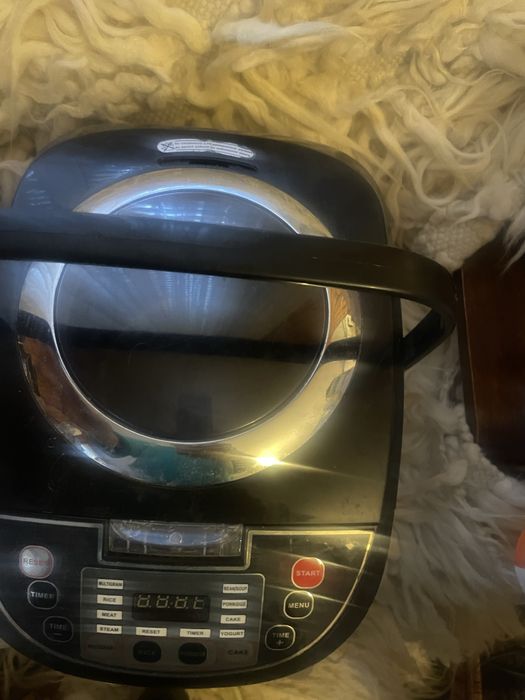 Мултикукър Redmond