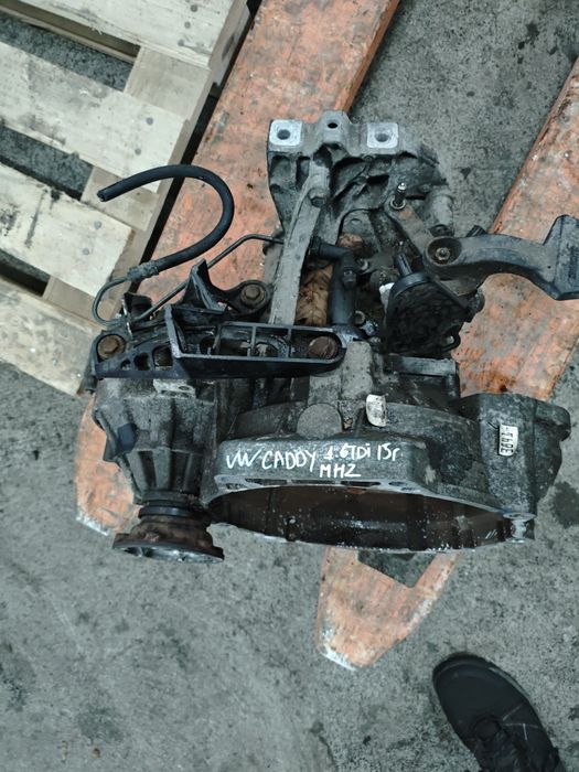 Скоростна кутия за VW Caddy 1.6tdi. MHZ