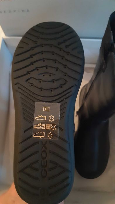 НОВИ Geox естествена кожа N29