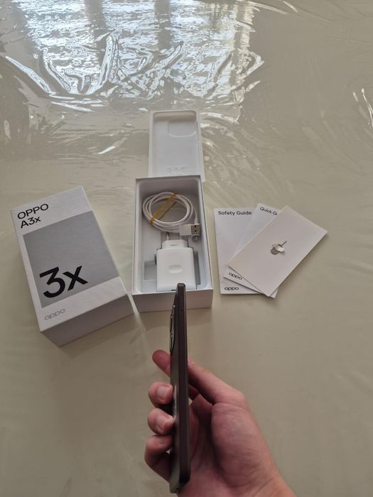 Продам Oppo A3X   4+4/128gb