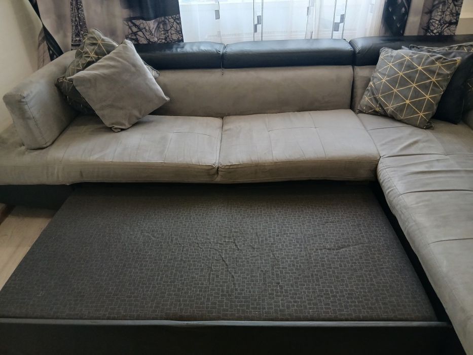 Vând Colțar mare din Magazinul Laguna în stare perfecta