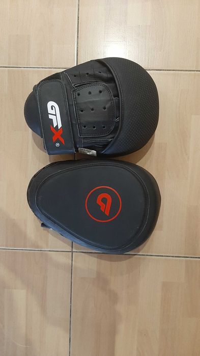 Боксерские кожаные лапы