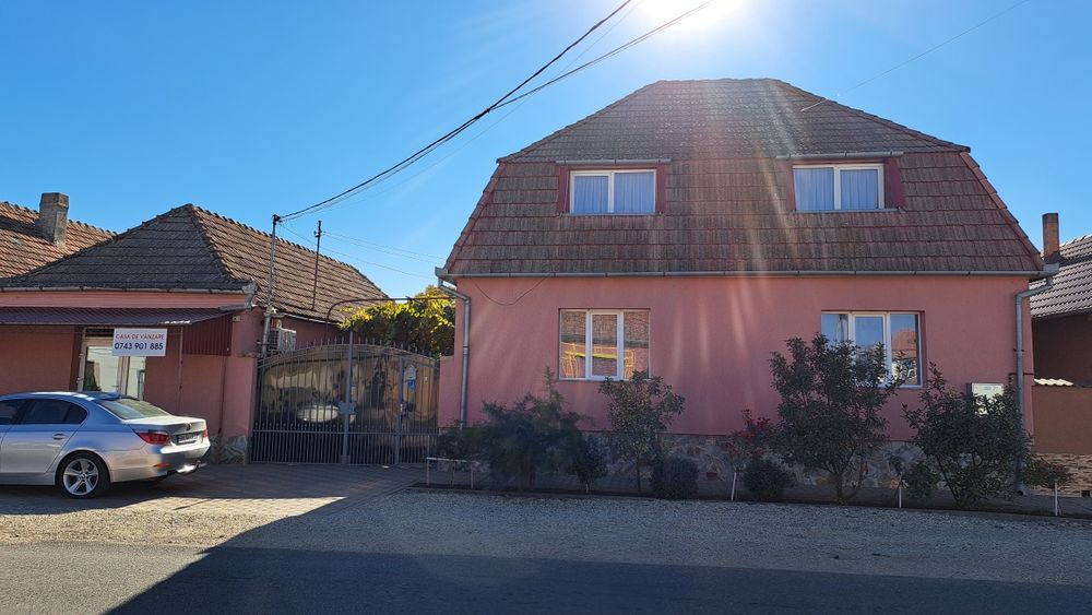 Casa tarian plus spatiu comercial