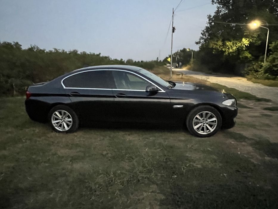 BMW f10  SCHIMB cu suv sau motor minim 3 litri ofer diferenta