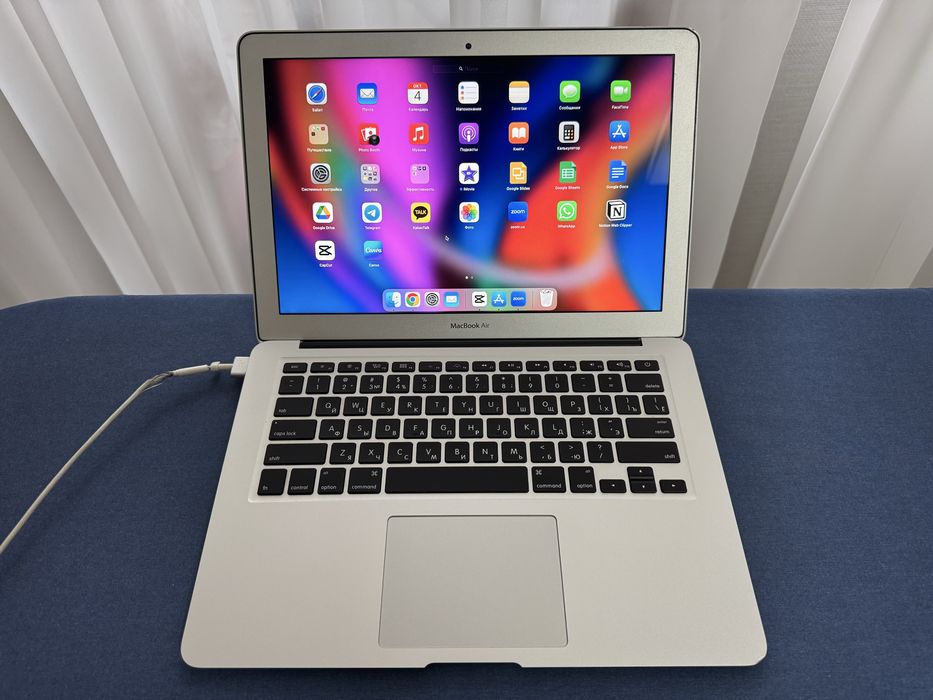MacBook Air 13″ (2013) лаптоп ноутбук