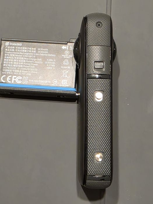 Camera  Insta360 x2 pentru piese