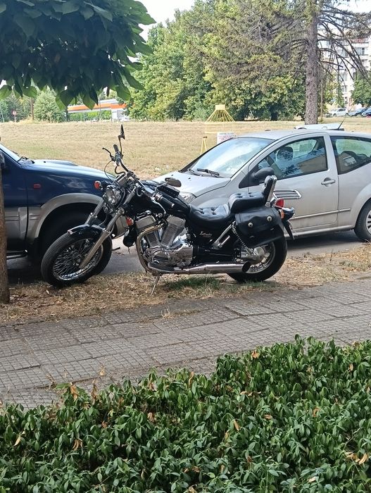 Suzuki intruder 1400