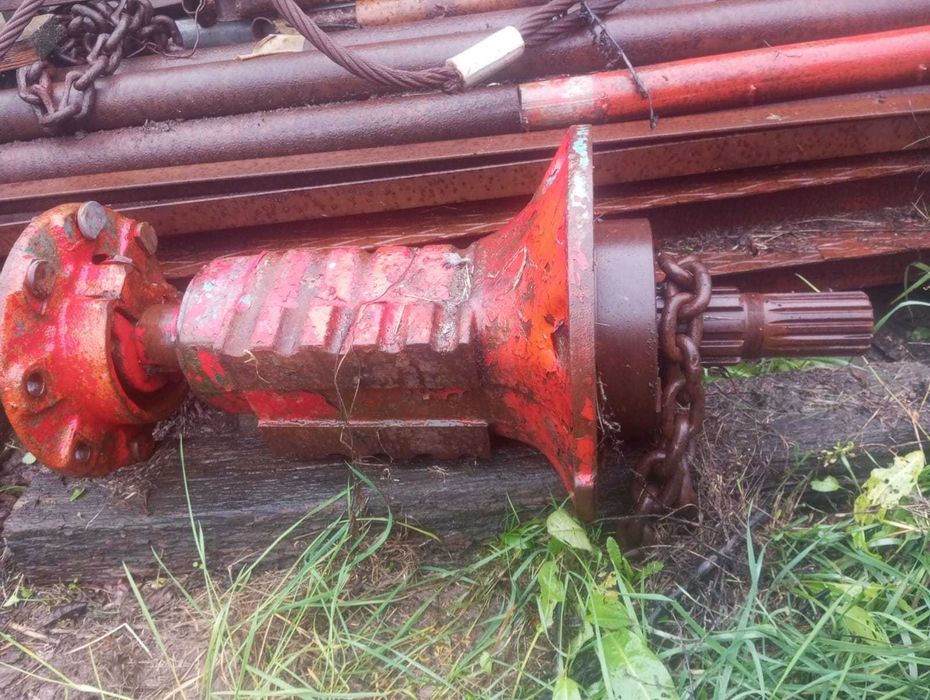 Trompă dreapta tractor U650