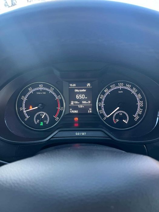 Шкода Октавия 1,4-110 коня метан