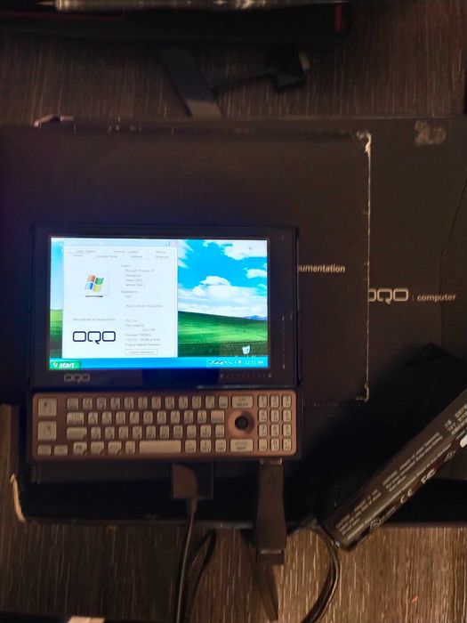 OQO Model 02 1gb ram 60gb hdd