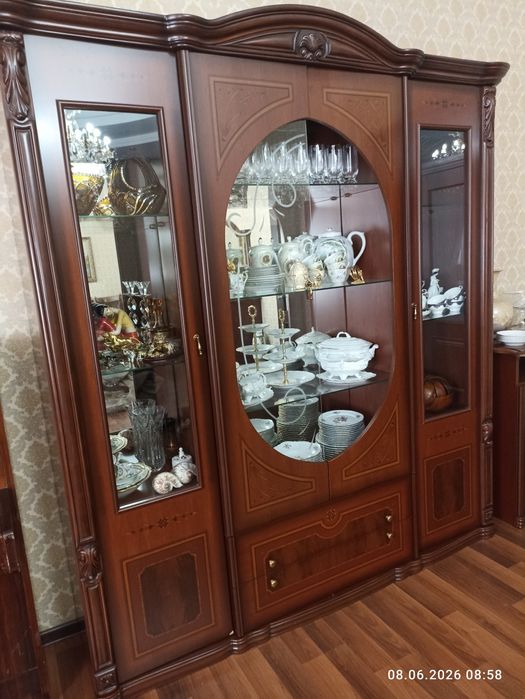 Сервант для зала