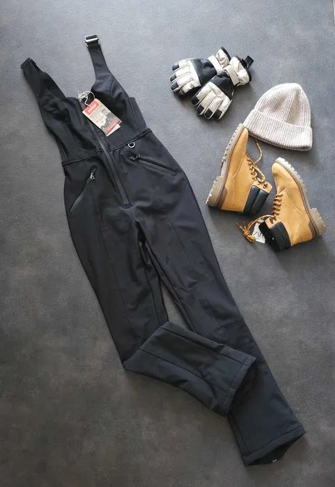 Нов ски гащеризон Zara