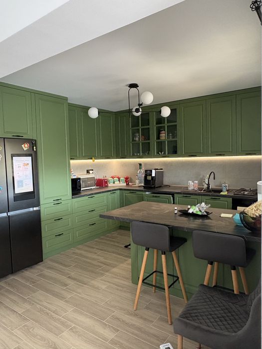 Proprietar, vand casa de 300 mp, teren 1300 mp