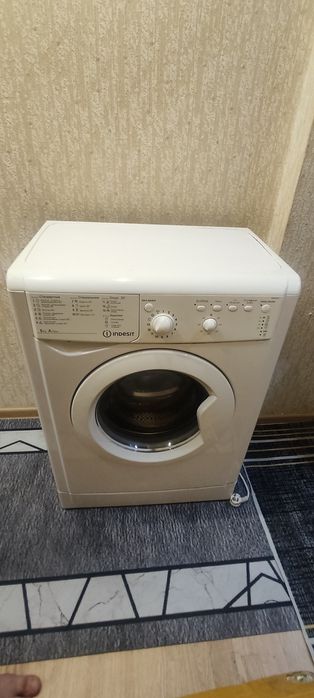 Стиральная машинка indesit
