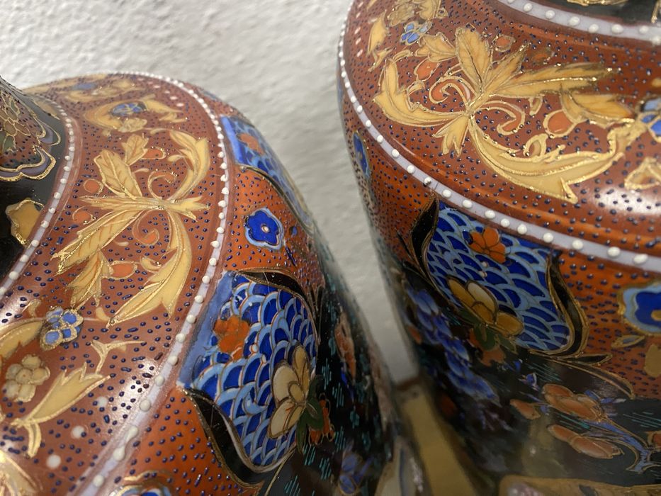 Големи китайски вази от порцелан с маркировка