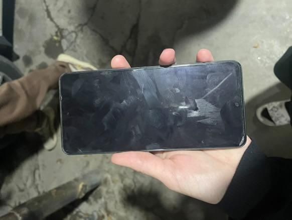 Xiaomi 4/128 tinu holatda