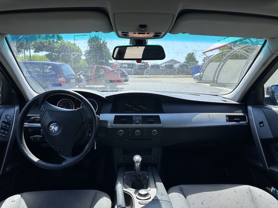 Vand sau schimb BMW E60, an 2004, 2.2 benzina