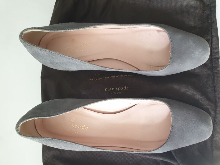 Замшевые эффектные туфли от Kate Spade американский бренд, серые, 37 р