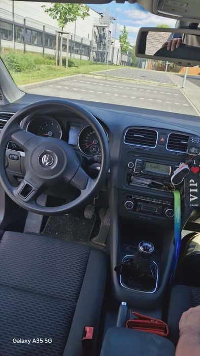 Volkswagen Golf VI