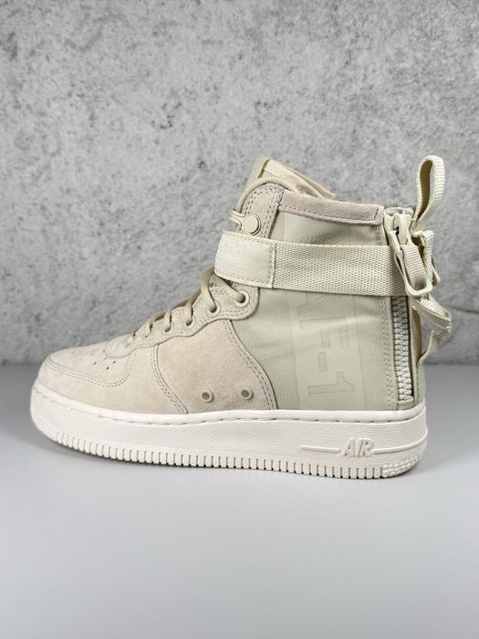 Nike SF Air Force 1 Mid Fosill