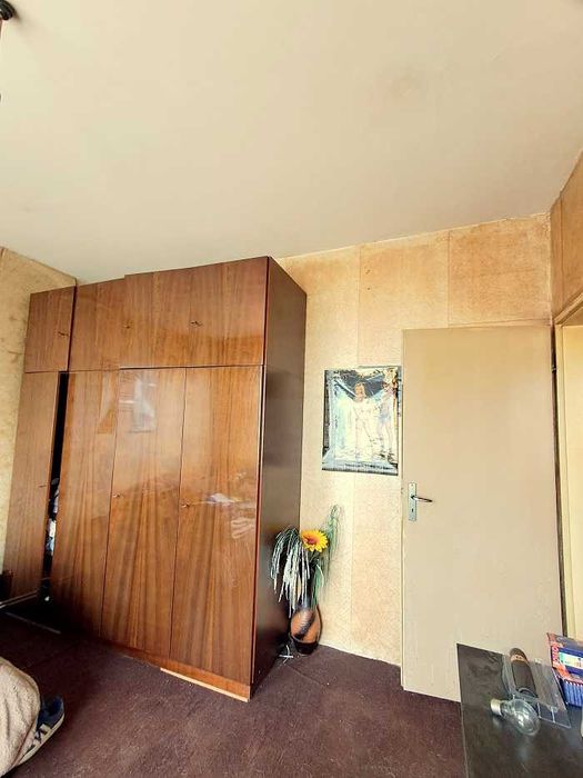 Дава се под наем Тристаен апартамент в София, Хладилника - 75 кв.м за 85000 € - Снимка #2