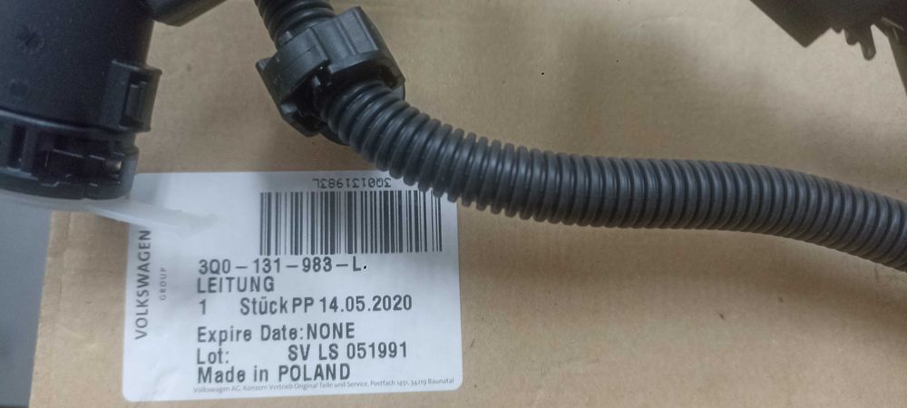 3Q0 131 983 L Горивен маркуч