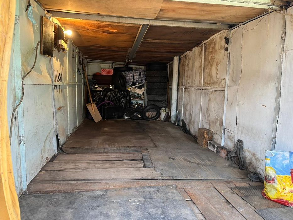 Продам гараж в Восходе