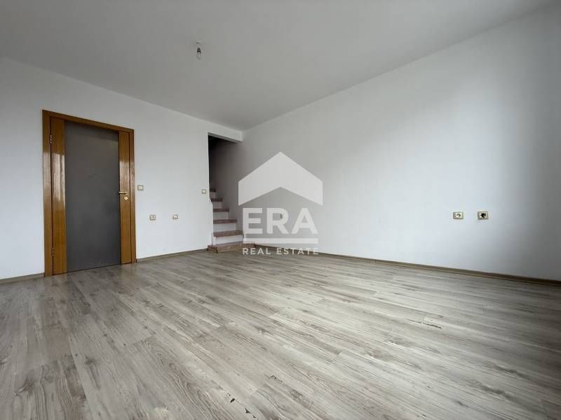 Мезонет с гараж до Парка на възрожденците