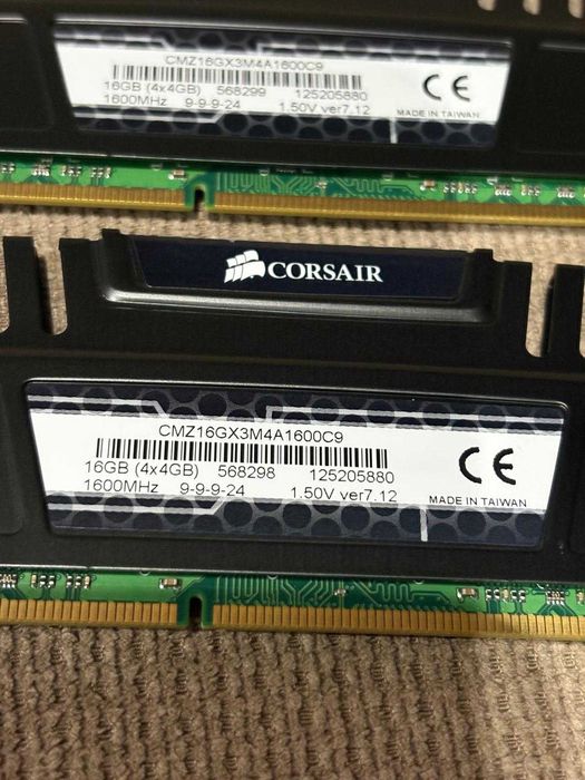 Kit memorie RAM Corsair Vengeance 8gb DDR3 1600 Mhz CL9