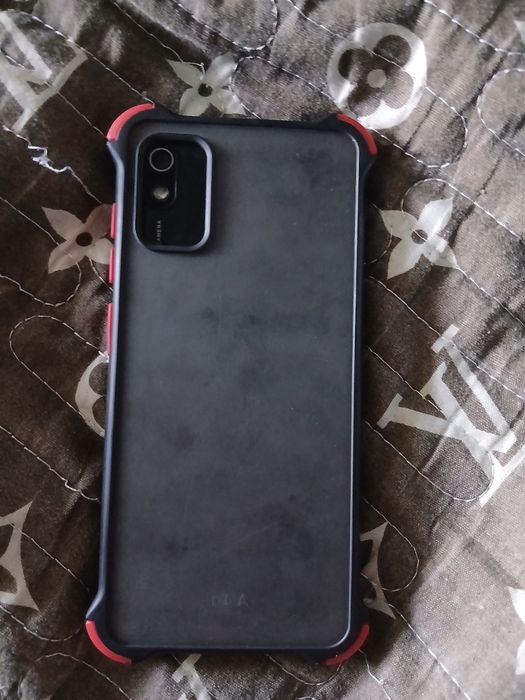 Assalomu alekum Redmi 7A sotiladi 32/4 gb obmen bor
