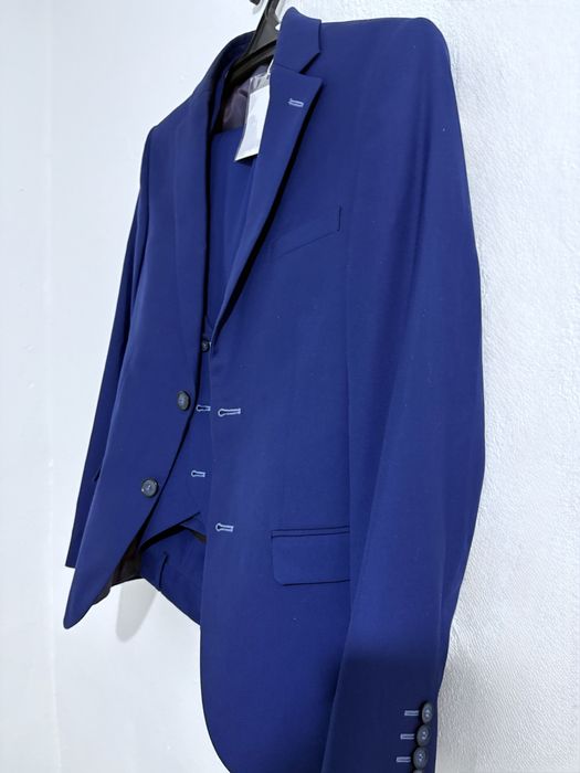 Мужской костюм тройка