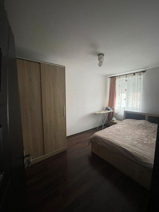 Vând apartament 2 camere