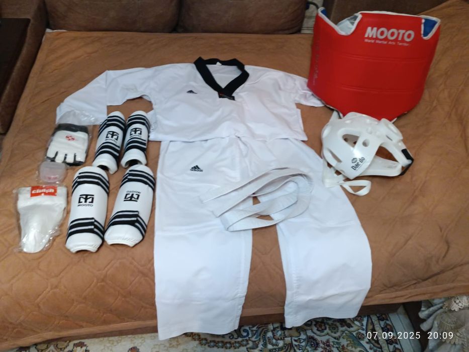Продам набор Таэквандо