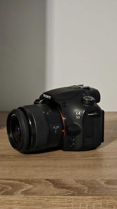 Camera foto DSLR Sony SLT-A58