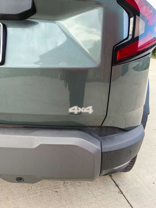 Inchiriere Dacia Daster 2025 130 cp