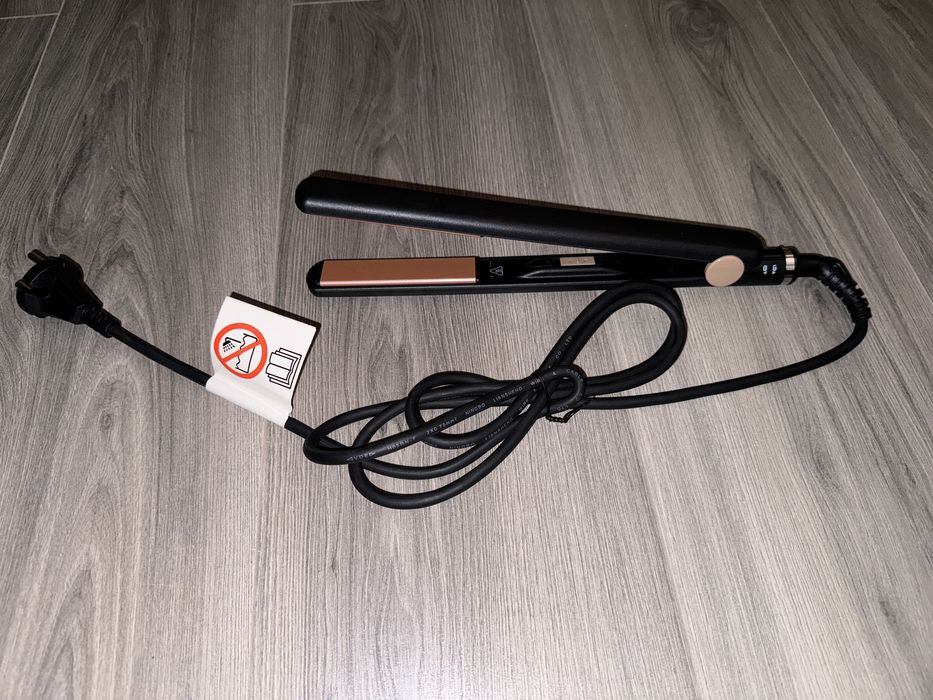 Placă de îndreptat părul