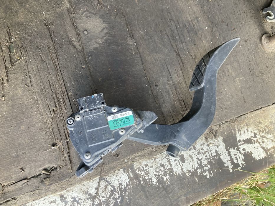 Педаль газа Ауди А4Б6 / Audi A4B6