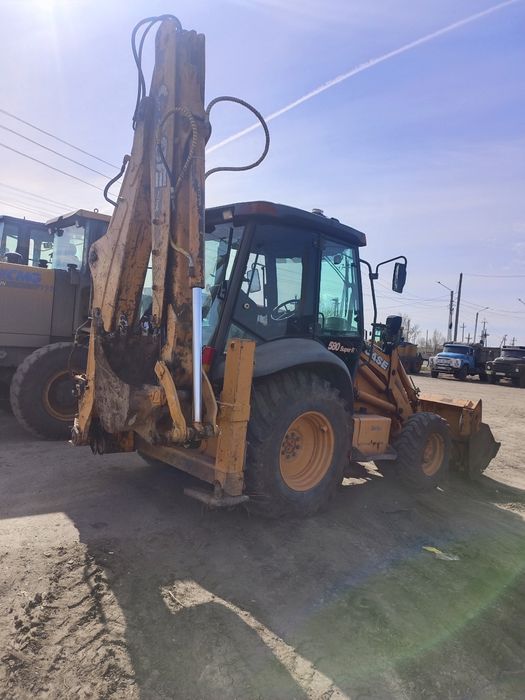 Экскаватор -погрузчик 3в/1