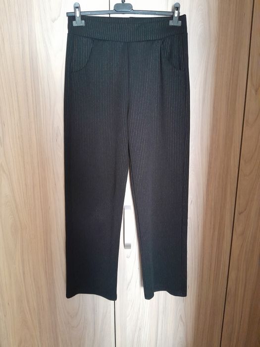 Pantaloni, marimea M