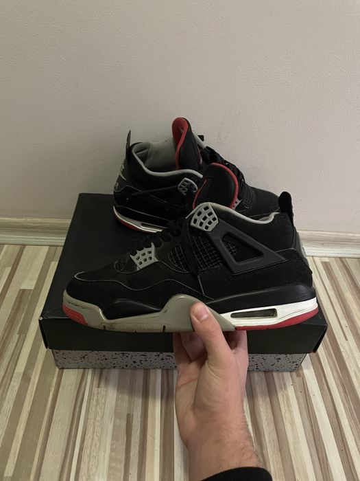 Jordan 4 marimea 40
