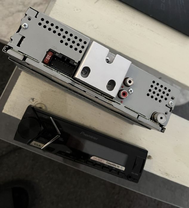 Авто плеър Pioneer USB Aux