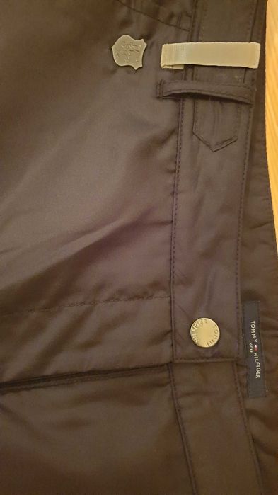 Нови Мустанг Дамски дънки + панталон Tommy Hilfiger