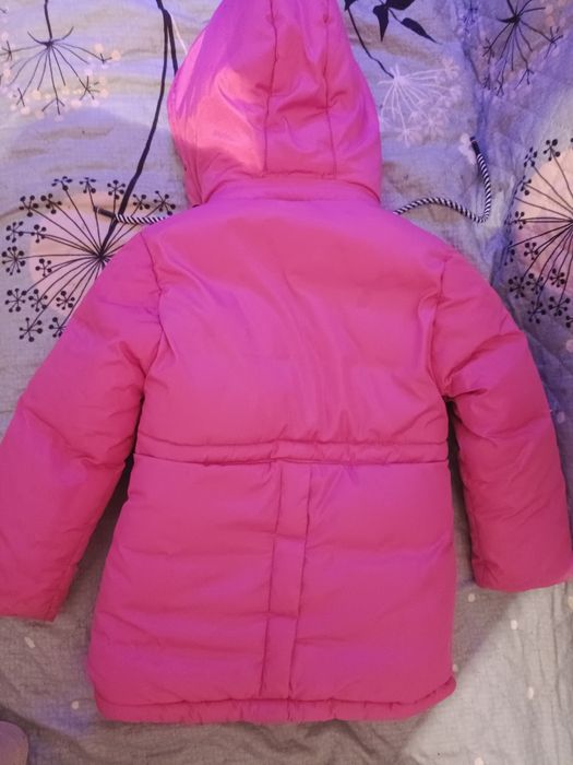Продаю куртку для девочки