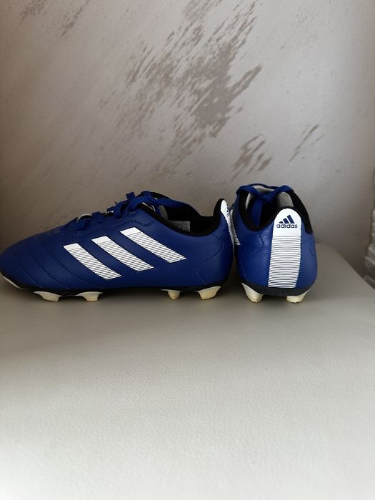 Adidas бутонки 31 номер