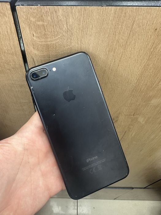 iphone 7+ память 32гб