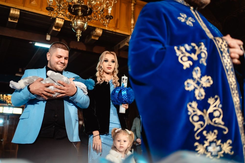 Dj RMN- Dj licențiat cu experiență in Evenimente , Resorturi , Cluburi (fum , lumini , foto-video , sonorizare premium) jud :Prahova si altele